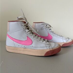 Nike Blazer Mid 77 GS White Pink Swoosh High Top Sneakers Youth 5.5Y Women 7